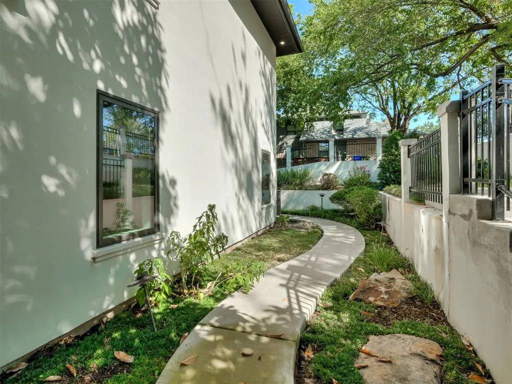 Photo 46 — 2808 Castlewood Drive, Norman, OK 73072