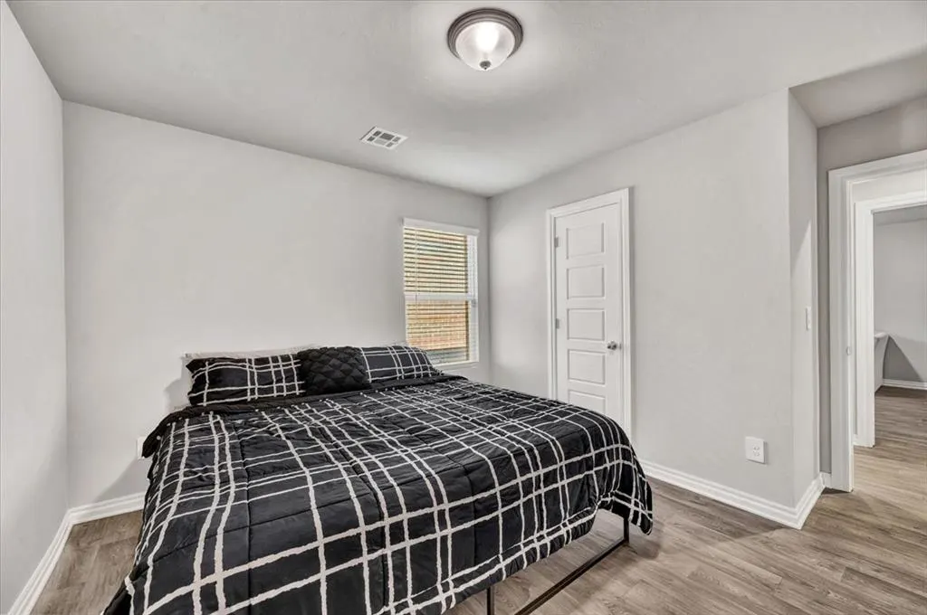 Photo 23 — 11601 SW 40th Street, Mustang, OK 73064
