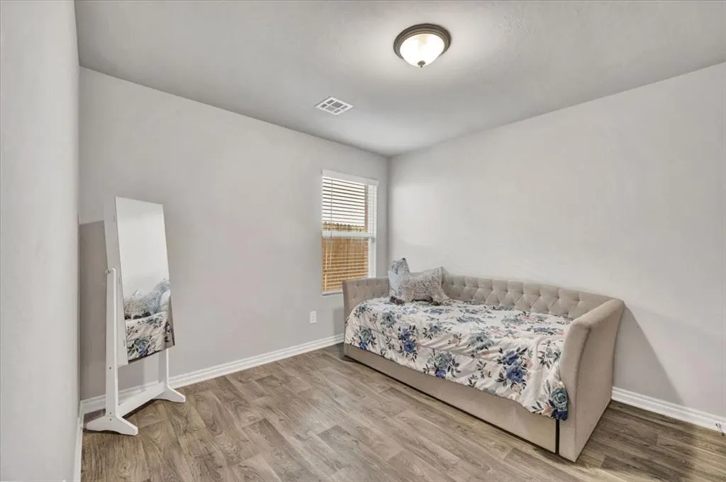 Photo 27 — 11601 SW 40th Street, Mustang, OK 73064