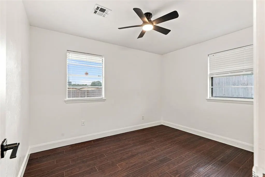 Photo 12 — 2112 N Gleason Avenue, Bethany, OK 73008