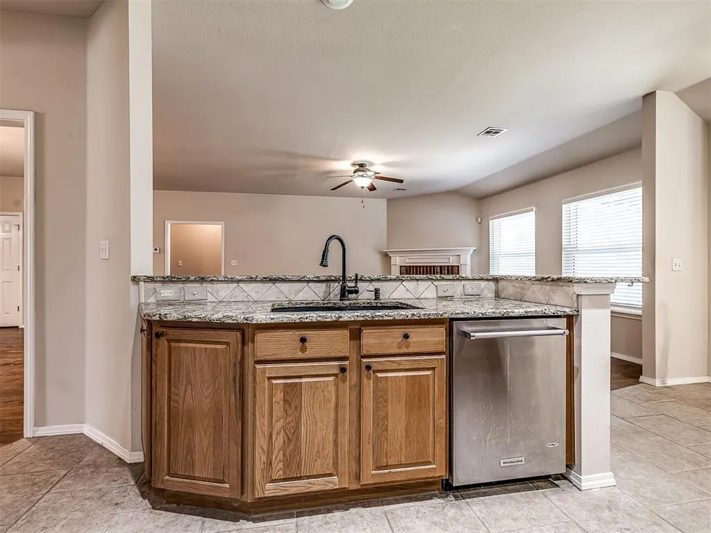 Photo 11 — 21263 E 39th Street, Broken Arrow, OK 74014