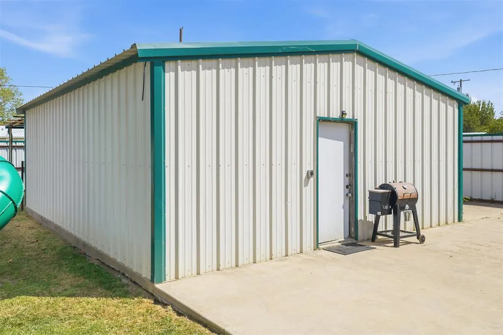 Photo 25 — 402 W A Street, Ringling, OK 73456