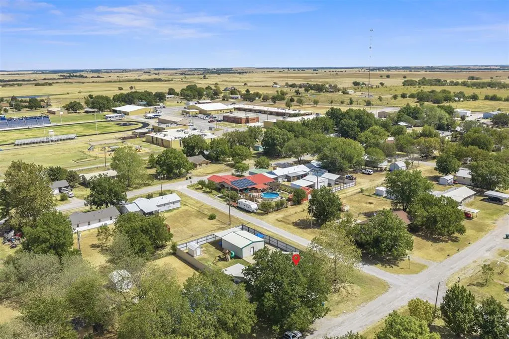 Photo 32 — 402 W A Street, Ringling, OK 73456