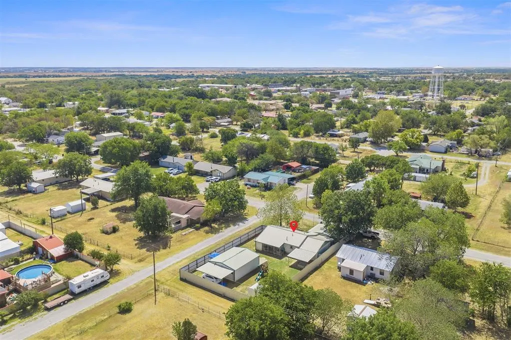 Photo 35 — 402 W A Street, Ringling, OK 73456