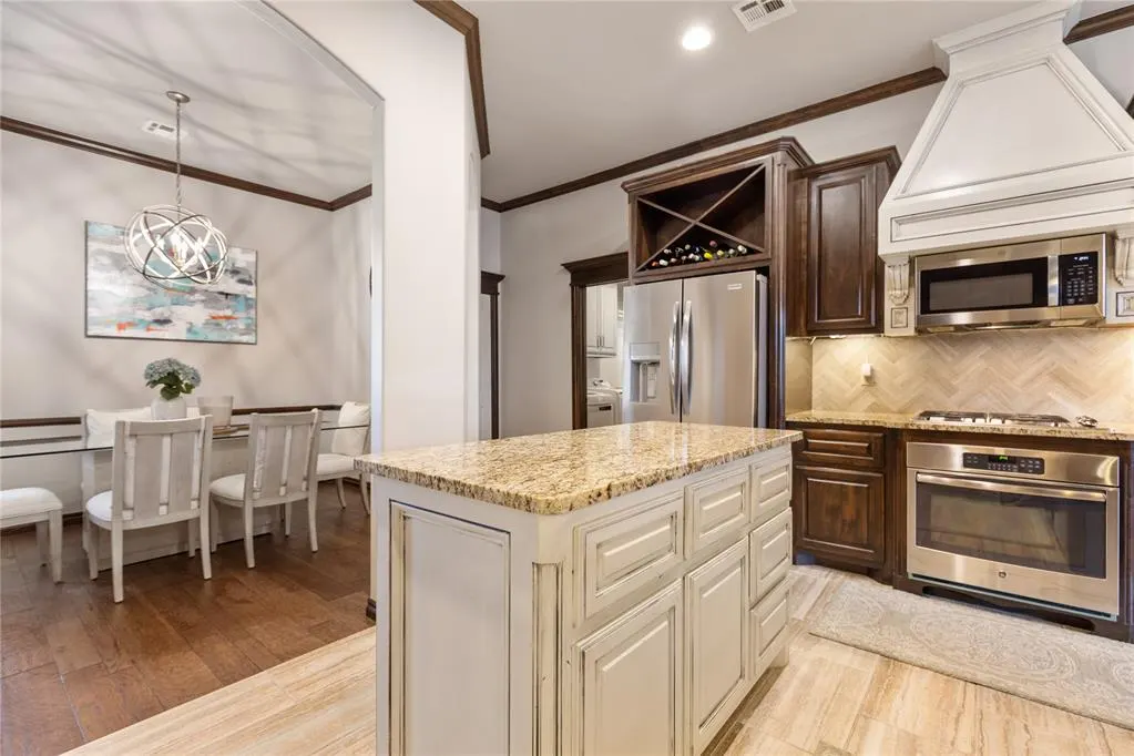 Photo 10 — 10916 SW 35th Terrace, Yukon, OK 73099