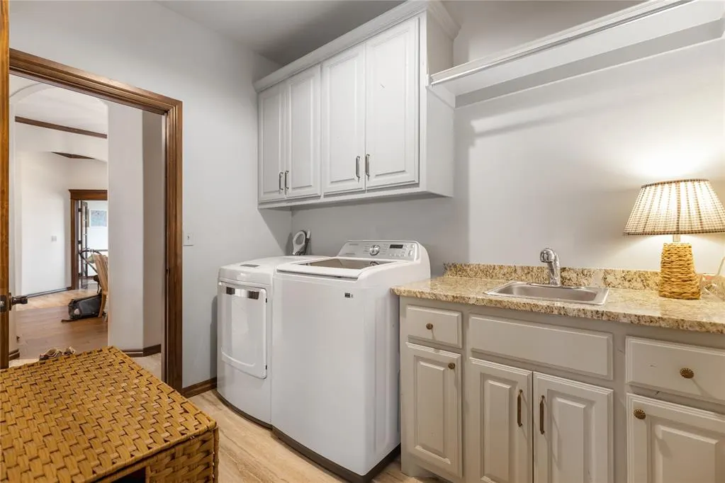 Photo 17 — 10916 SW 35th Terrace, Yukon, OK 73099