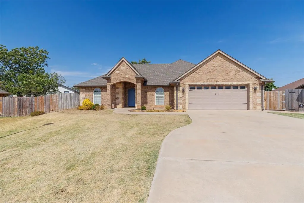 Front exterior — 1105 Hershel Drive, Elgin, OK 73538