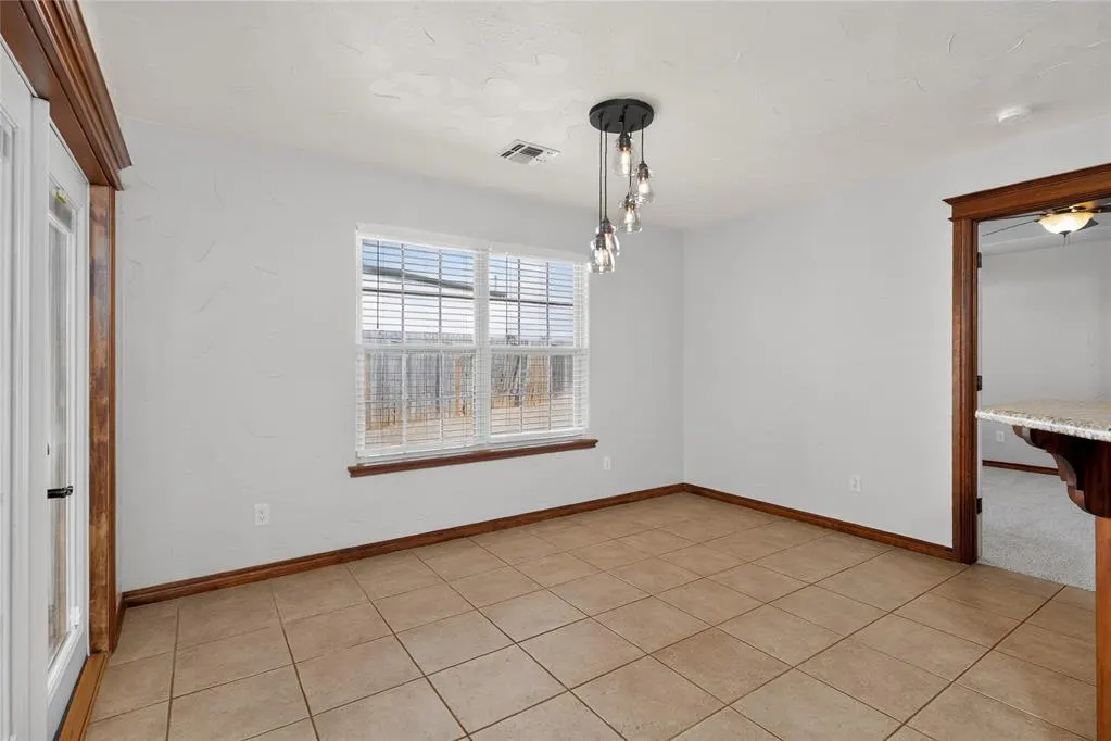 Photo 11 — 1105 Hershel Drive, Elgin, OK 73538