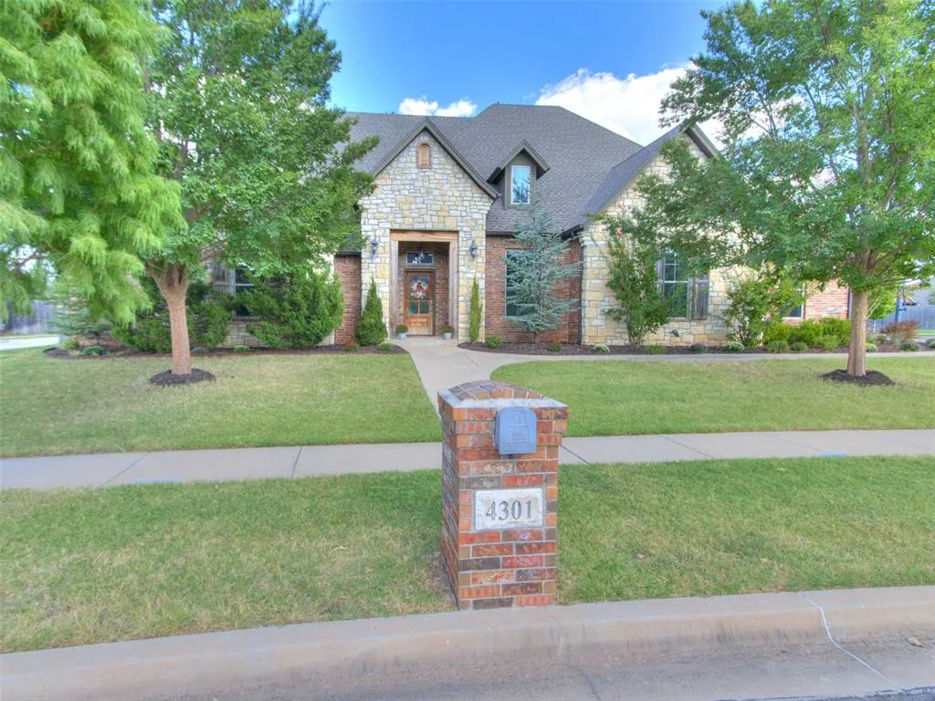 Photo 2 — 4301 Hackney Wick Road, Norman, OK 73072