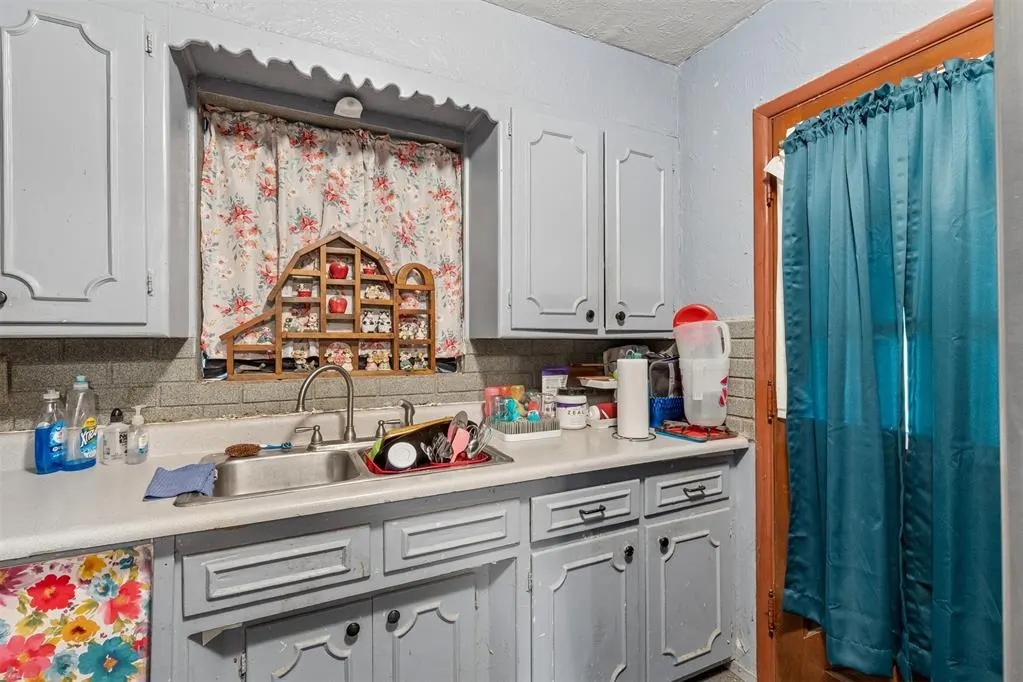 Photo 9 — 2616 SW Murray Drive, Oklahoma City, OK 73119