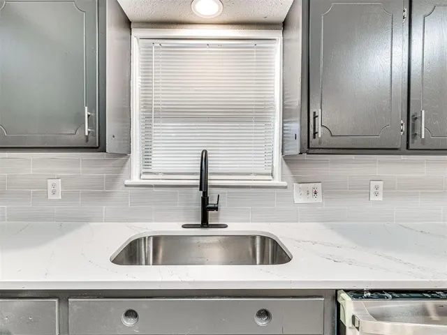 Photo 5 — 4705 N Libby Avenue, Oklahoma City, OK 73122