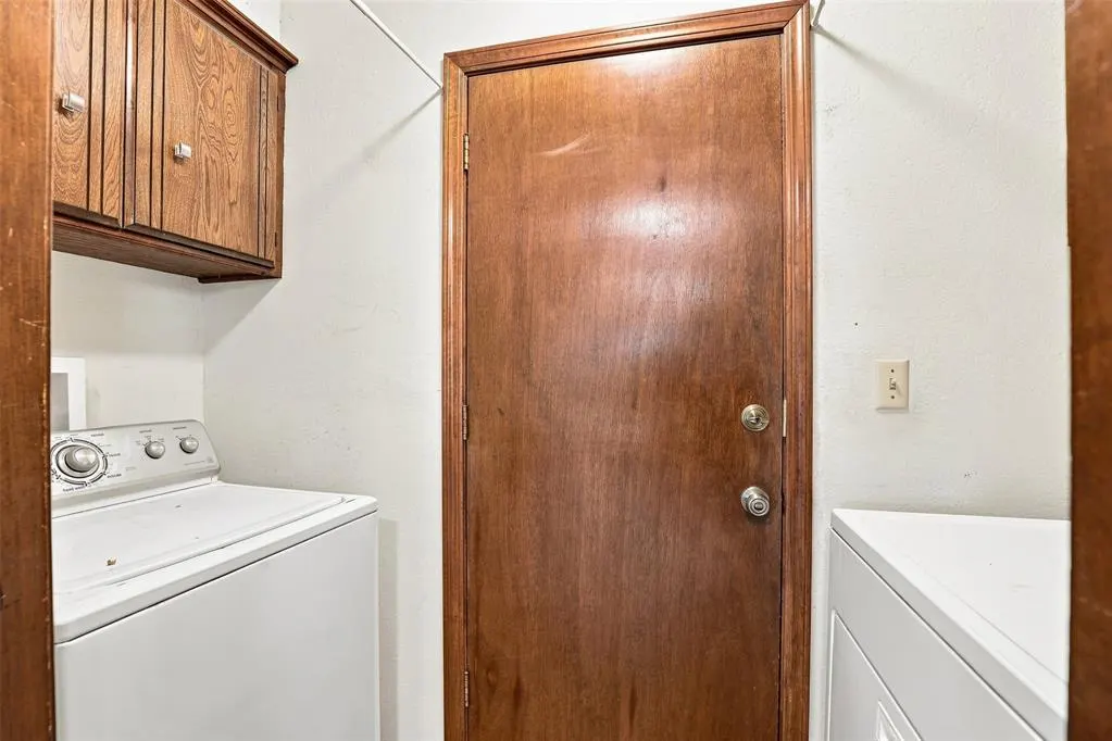 Photo 18 — 715 W Forest Drive, Mustang, OK 73064