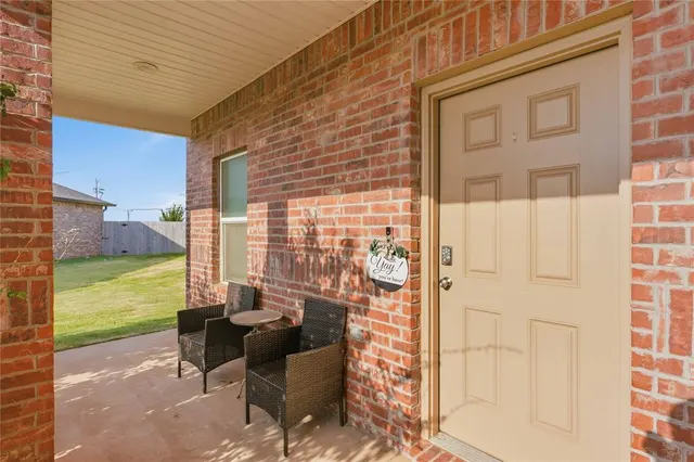 Photo 3 — 4421 Palmetto Bluff Drive, Mustang, OK 73064
