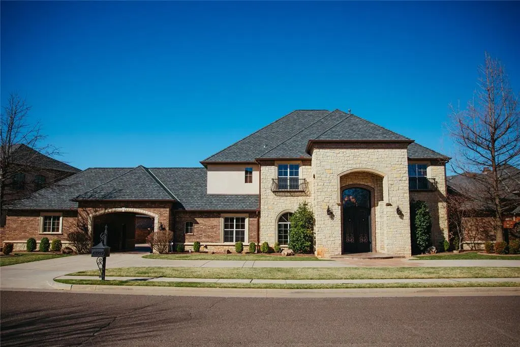 Photo 2 — 12809 Rohan Court, Oklahoma City, OK 73170