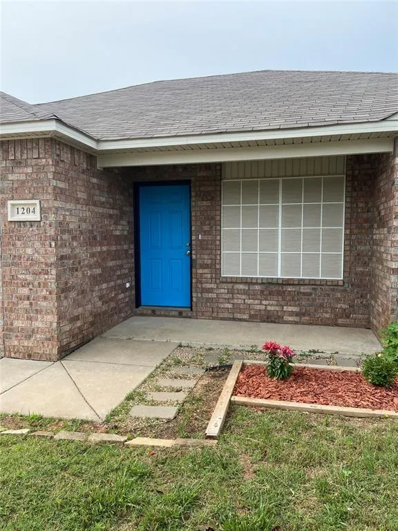 Photo 2 — 1204 Granite Lane, Noble, OK 73068