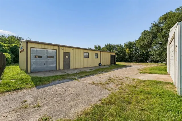 Photo 6 — 902 N Purdue Avenue, Oklahoma City, OK 73127