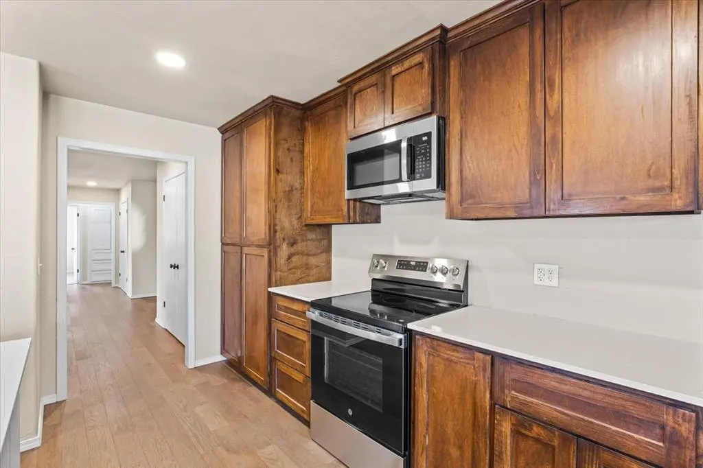Photo 9 — 818 SW 26th Place, El Reno, OK 73036