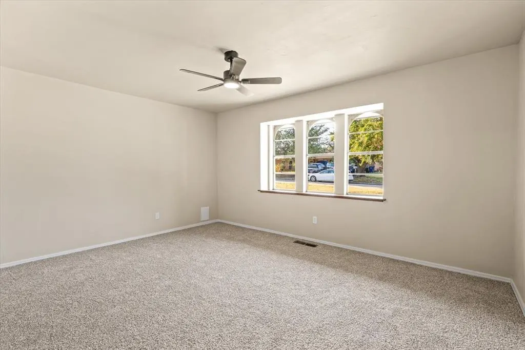 Photo 21 — 818 SW 26th Place, El Reno, OK 73036