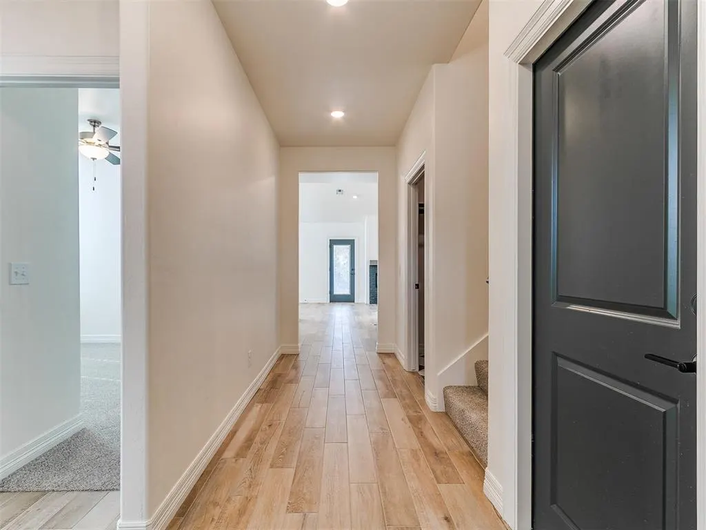 Photo 6 — 9404 NW 75th Street, Yukon, OK 73099