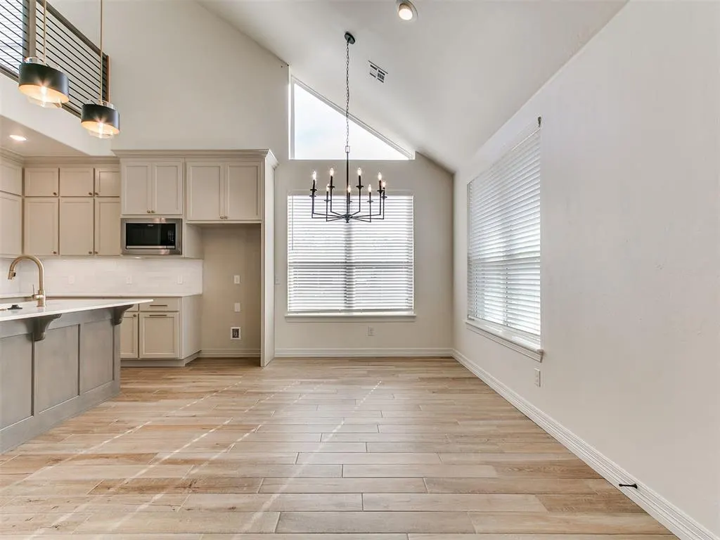 Photo 16 — 9404 NW 75th Street, Yukon, OK 73099
