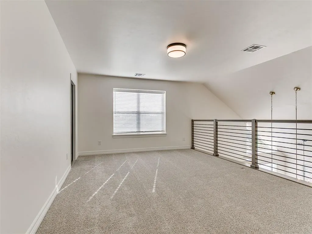 Photo 45 — 9404 NW 75th Street, Yukon, OK 73099
