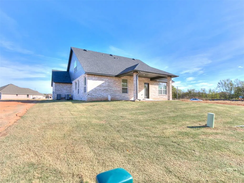 Photo 50 — 9404 NW 75th Street, Yukon, OK 73099