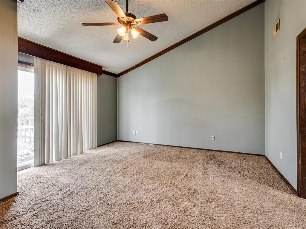 Photo 15 — 5838 Hefner Village Court, Oklahoma City, OK 73162