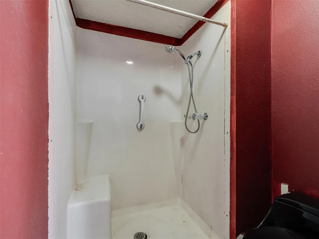 Photo 19 — 5838 Hefner Village Court, Oklahoma City, OK 73162