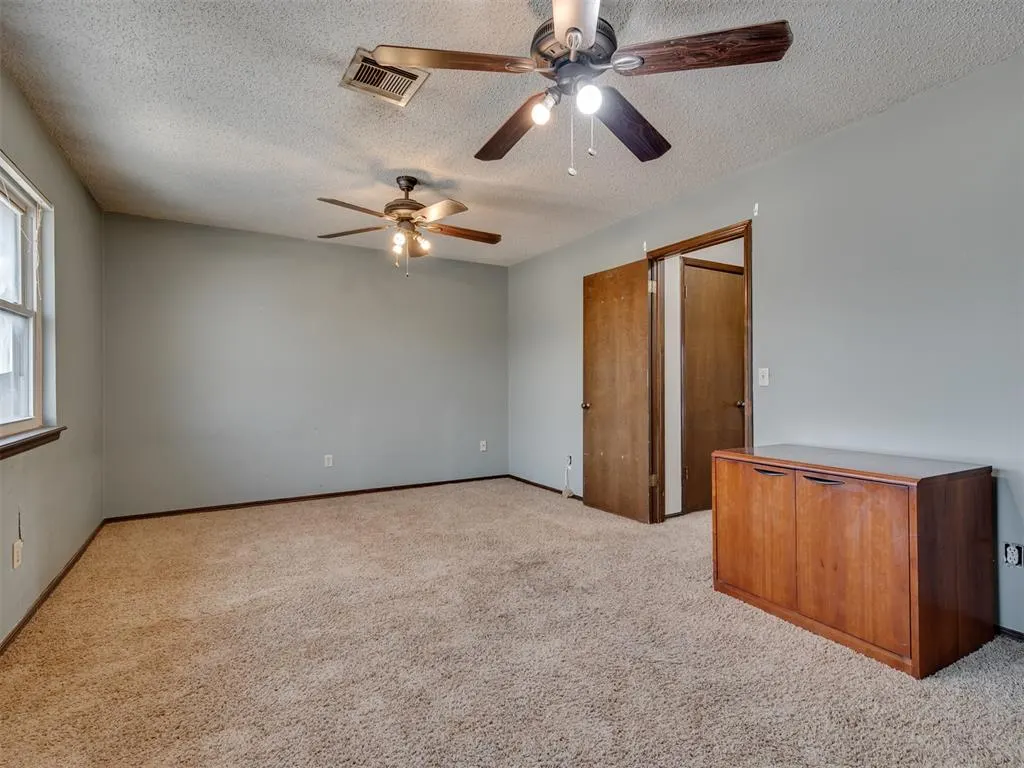 Photo 20 — 5838 Hefner Village Court, Oklahoma City, OK 73162