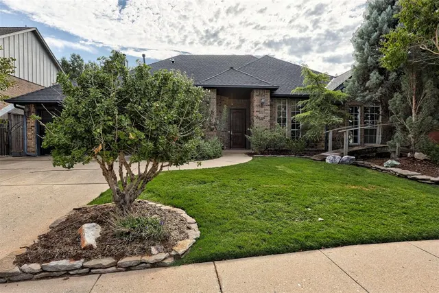 Photo 2 — 16504 Sunny Hollow Road, Edmond, OK 73012