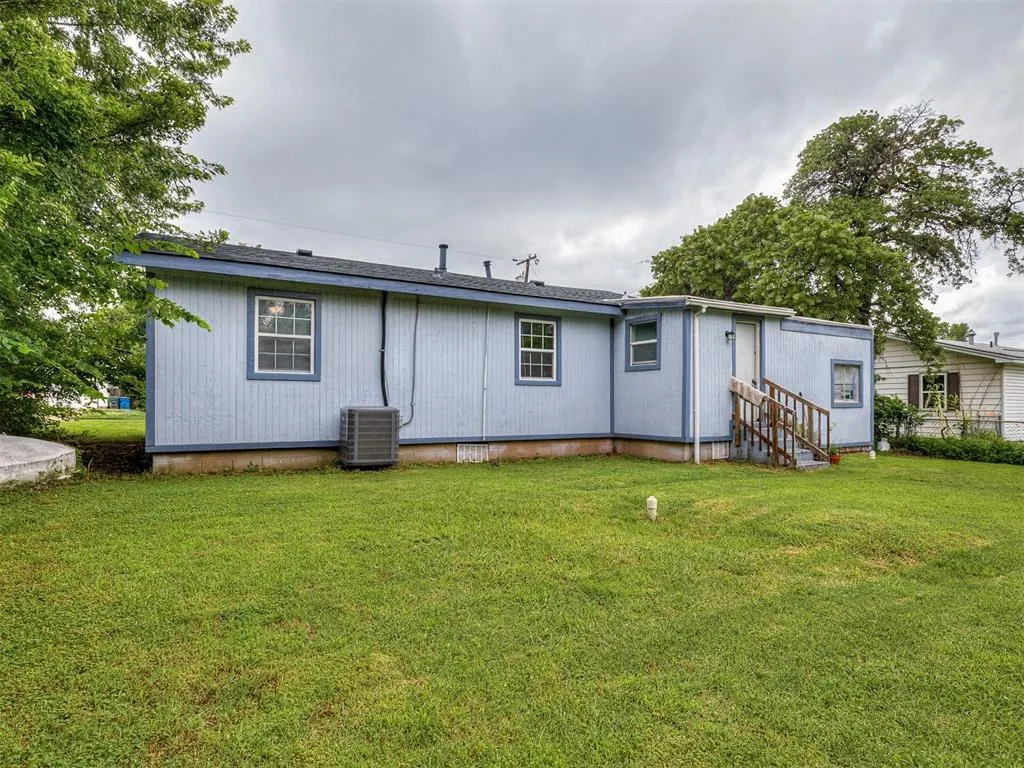 Photo 16 — 1508 Loftin Drive, Midwest City, OK 73130