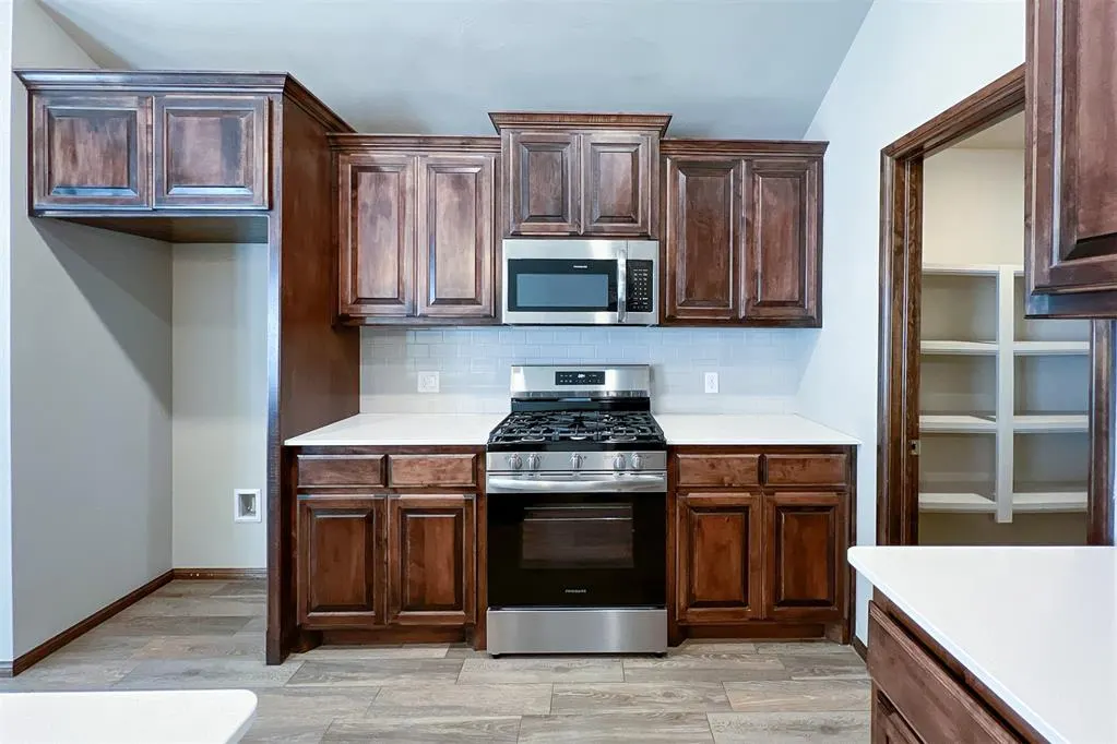 Photo 10 — 12932 NW 3rd Terrace, Yukon, OK 73099