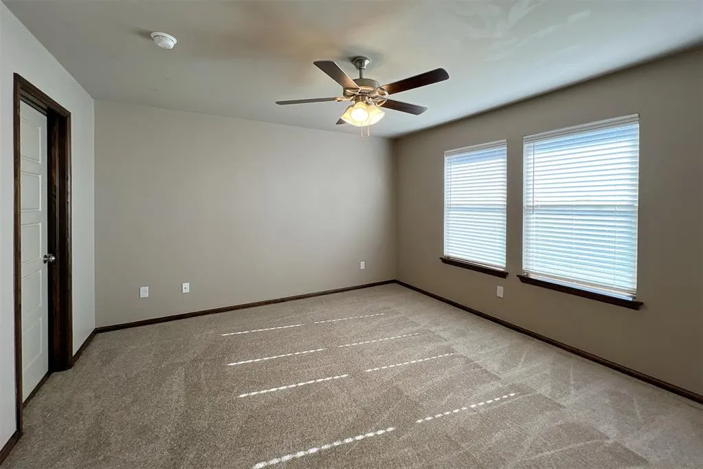 Photo 12 — 12932 NW 3rd Terrace, Yukon, OK 73099