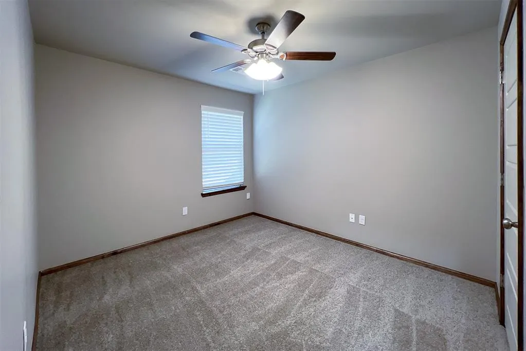Photo 24 — 12932 NW 3rd Terrace, Yukon, OK 73099