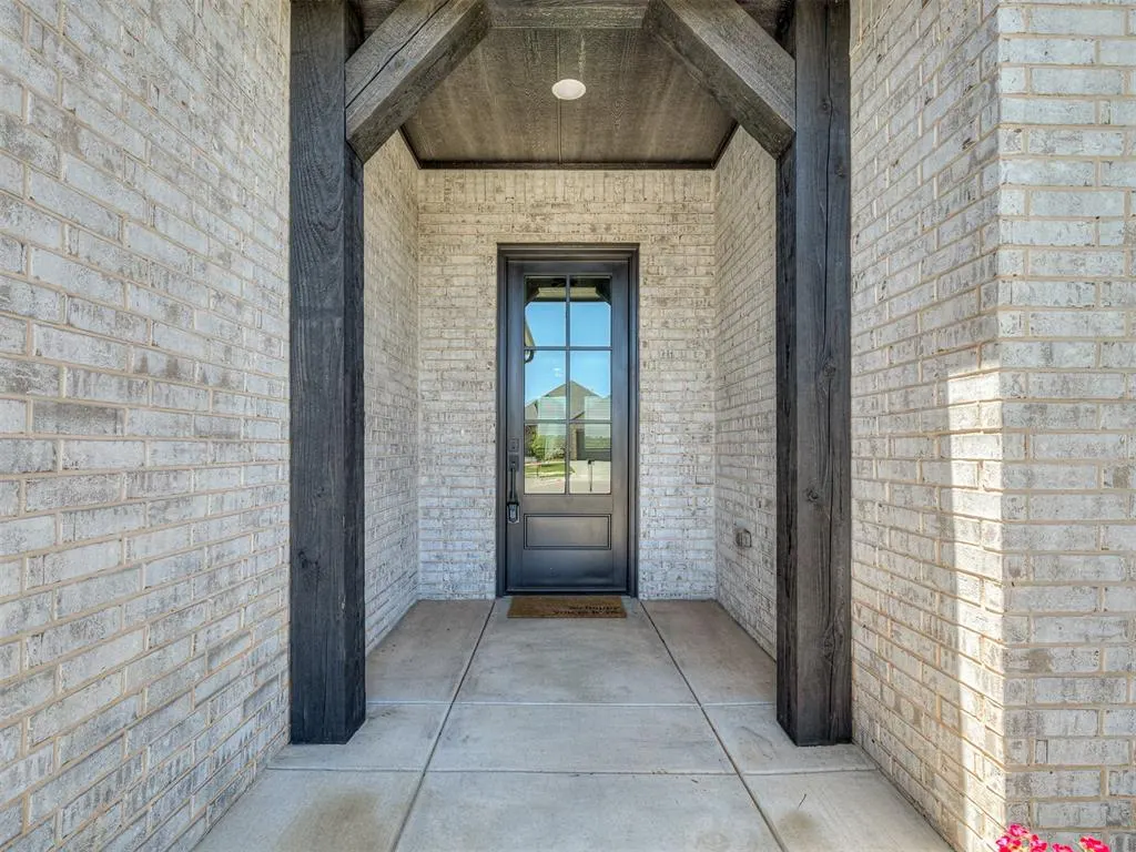 Photo 5 — 2217 Los Angeles Avenue, Edmond, OK 73034