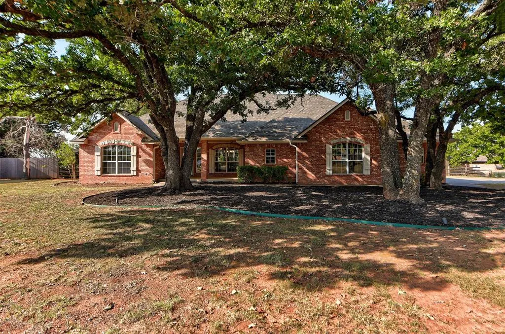 Front exterior — 204 Persimmon Ridge Drive, Blanchard, OK 73010