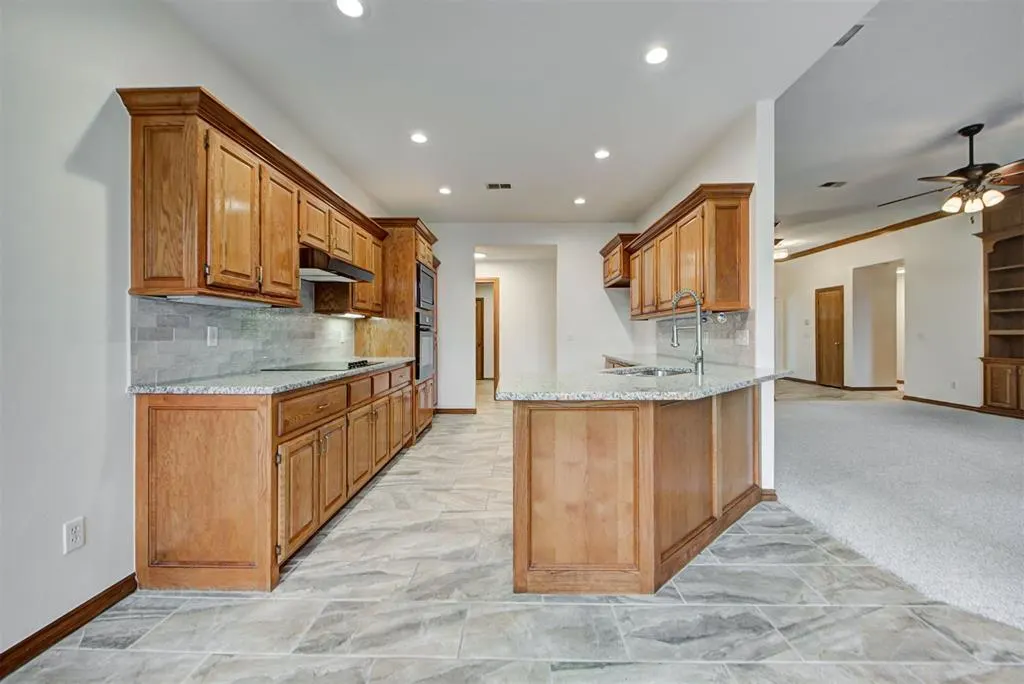 Photo 21 — 204 Persimmon Ridge Drive, Blanchard, OK 73010