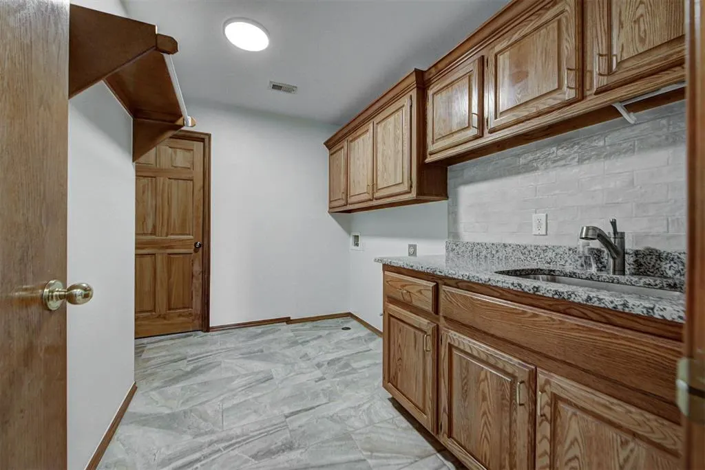 Photo 27 — 204 Persimmon Ridge Drive, Blanchard, OK 73010