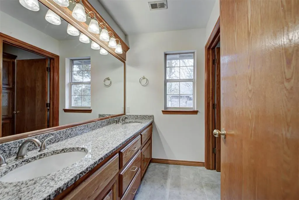 Photo 38 — 204 Persimmon Ridge Drive, Blanchard, OK 73010