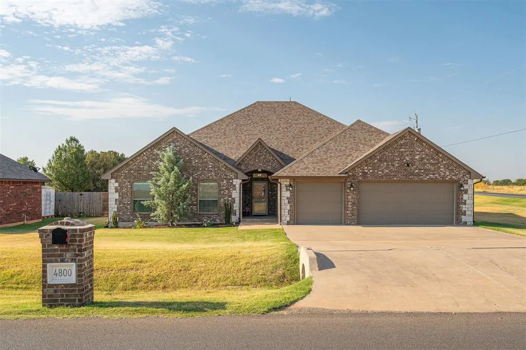 Front exterior — 4800 NE Ash Street, Piedmont, OK 73078