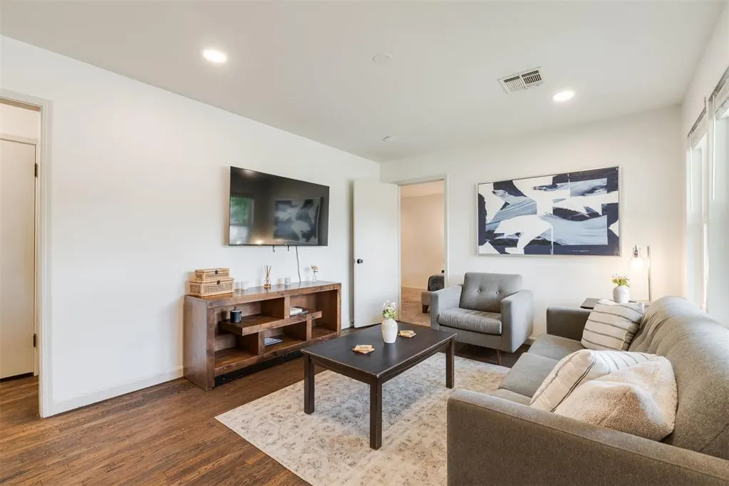 Photo 6 — 2224 Hasley Drive, Oklahoma City, OK 73120