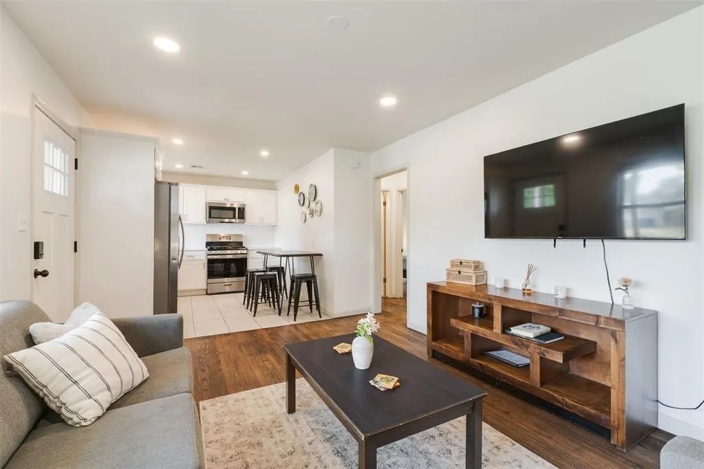 Photo 7 — 2224 Hasley Drive, Oklahoma City, OK 73120