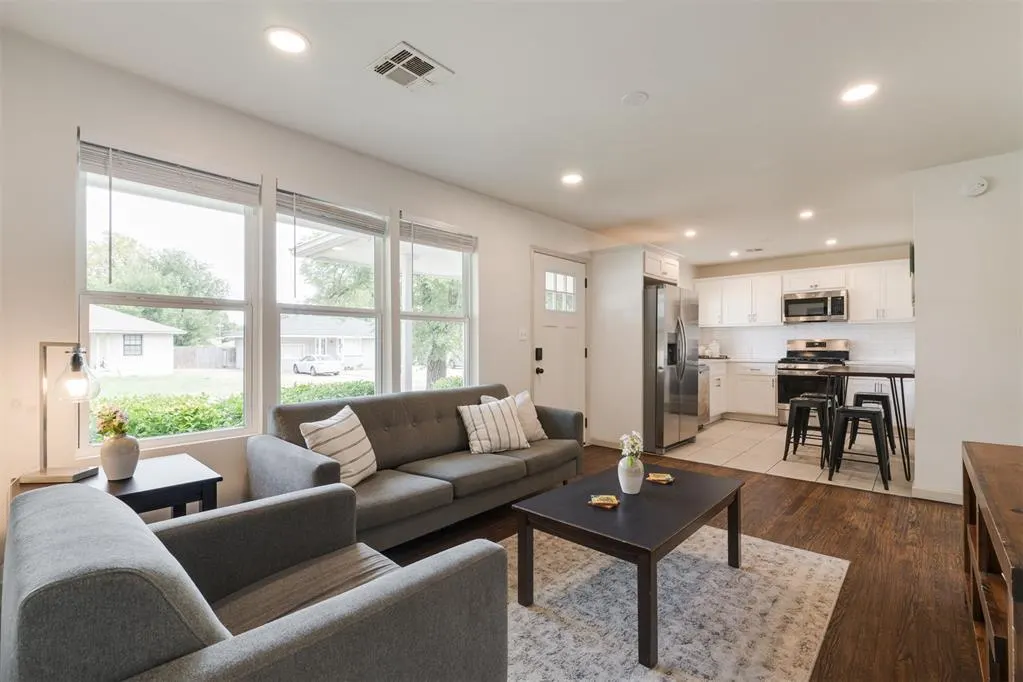 Photo 8 — 2224 Hasley Drive, Oklahoma City, OK 73120