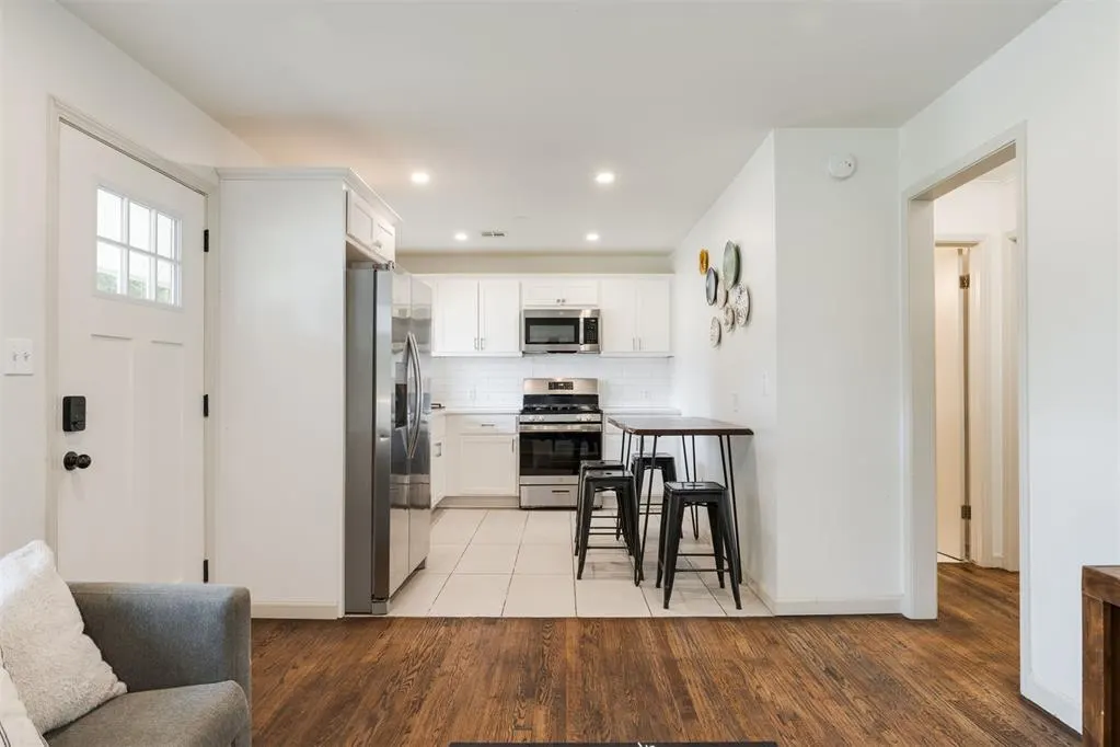 Photo 9 — 2224 Hasley Drive, Oklahoma City, OK 73120
