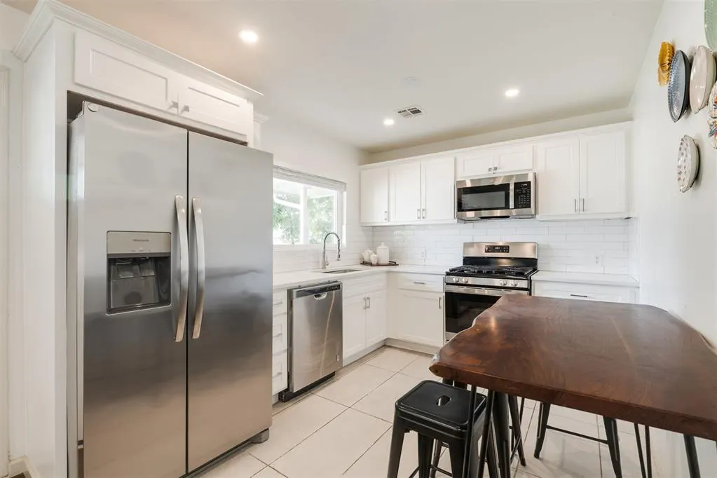 Photo 10 — 2224 Hasley Drive, Oklahoma City, OK 73120