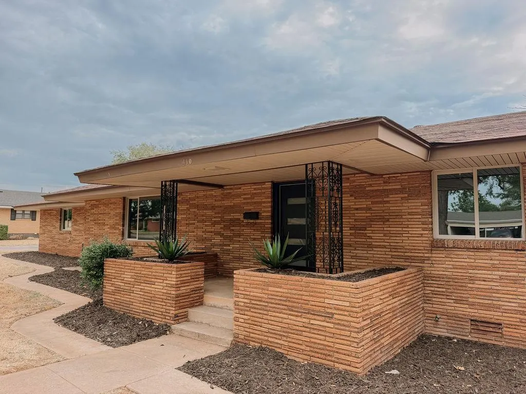 Photo 3 — 410 N Bryan Street, Weatherford, OK 73096