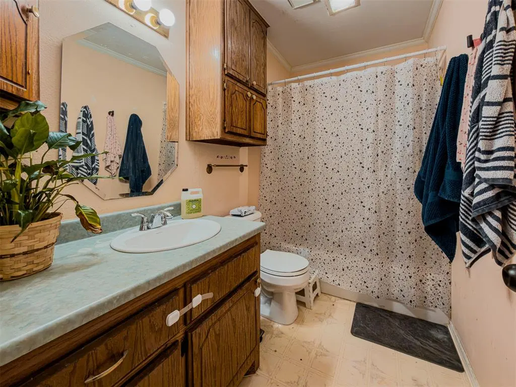Photo 11 — 3209 Park Avenue, Chickasha, OK 73018