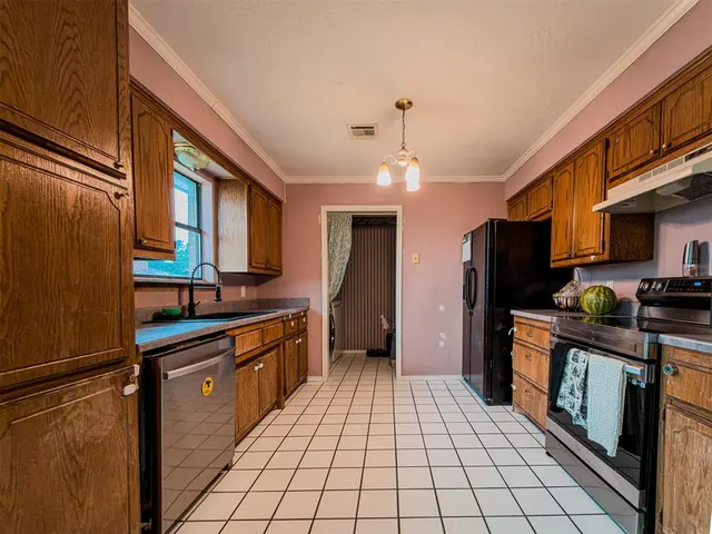 Photo 6 — 3209 Park Avenue, Chickasha, OK 73018