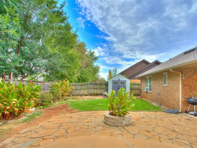 Photo 8 — 10420 Condor Terrace, Oklahoma City, OK 73162