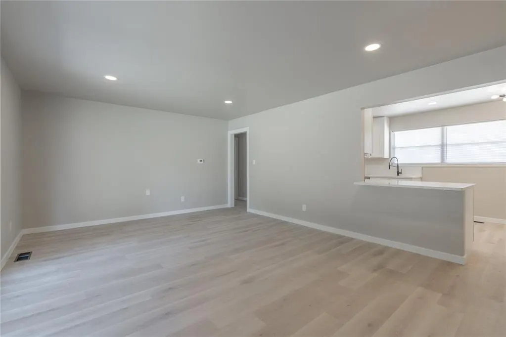 Photo 5 — 3929 NW 59th Street, Oklahoma City, OK 73112
